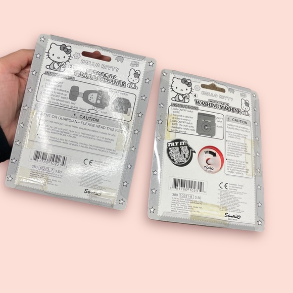 Hello Kitty Wind Up Toys Vacuum and Washing Machine Set of 2 - Picture 2 of 3